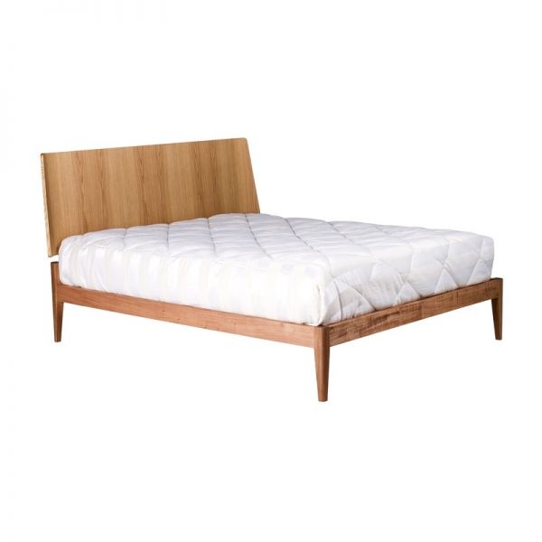 Cama Atlante Queen Carvalho - Armil - Ref. 134003 - Tamanho 1,84x2,11x1,13cm